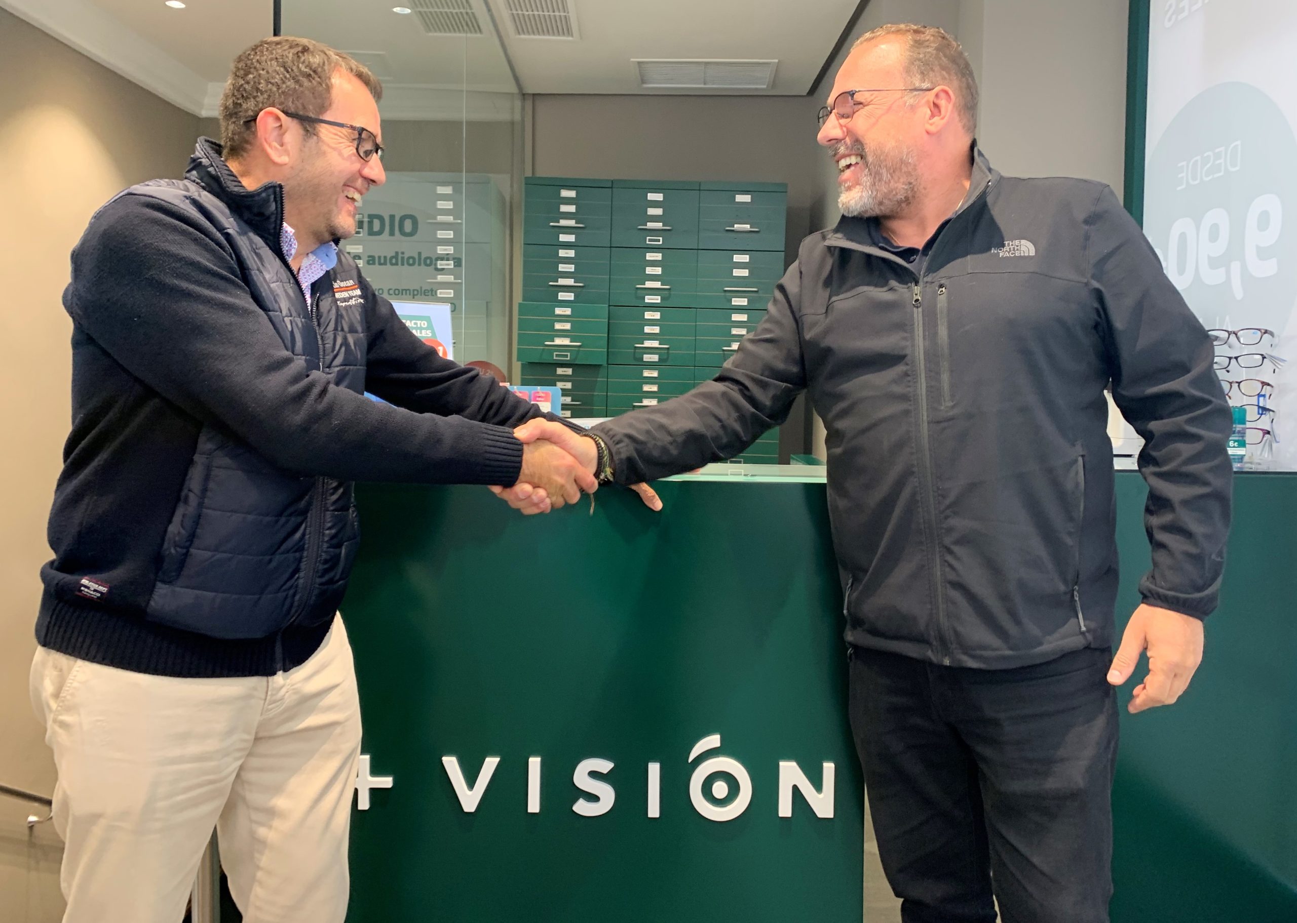 El Grup +Visión renova el seu patrocini amb el club
