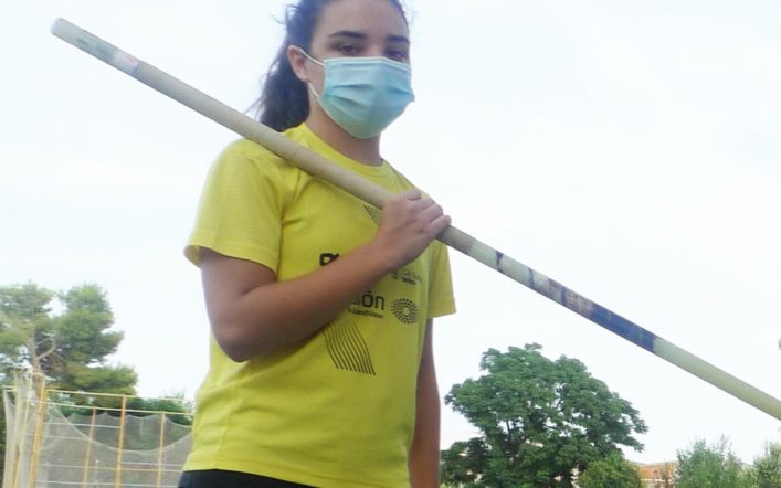 Irene Escrivà es col·loca segona en el rànquing nacional de perxa Sub16 amb un salt de 3,25 metres