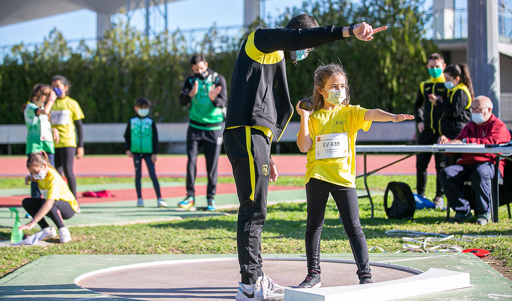 Gandia va obrir la temporada d’atletisme amb un control provincial de marques organitzat pel club