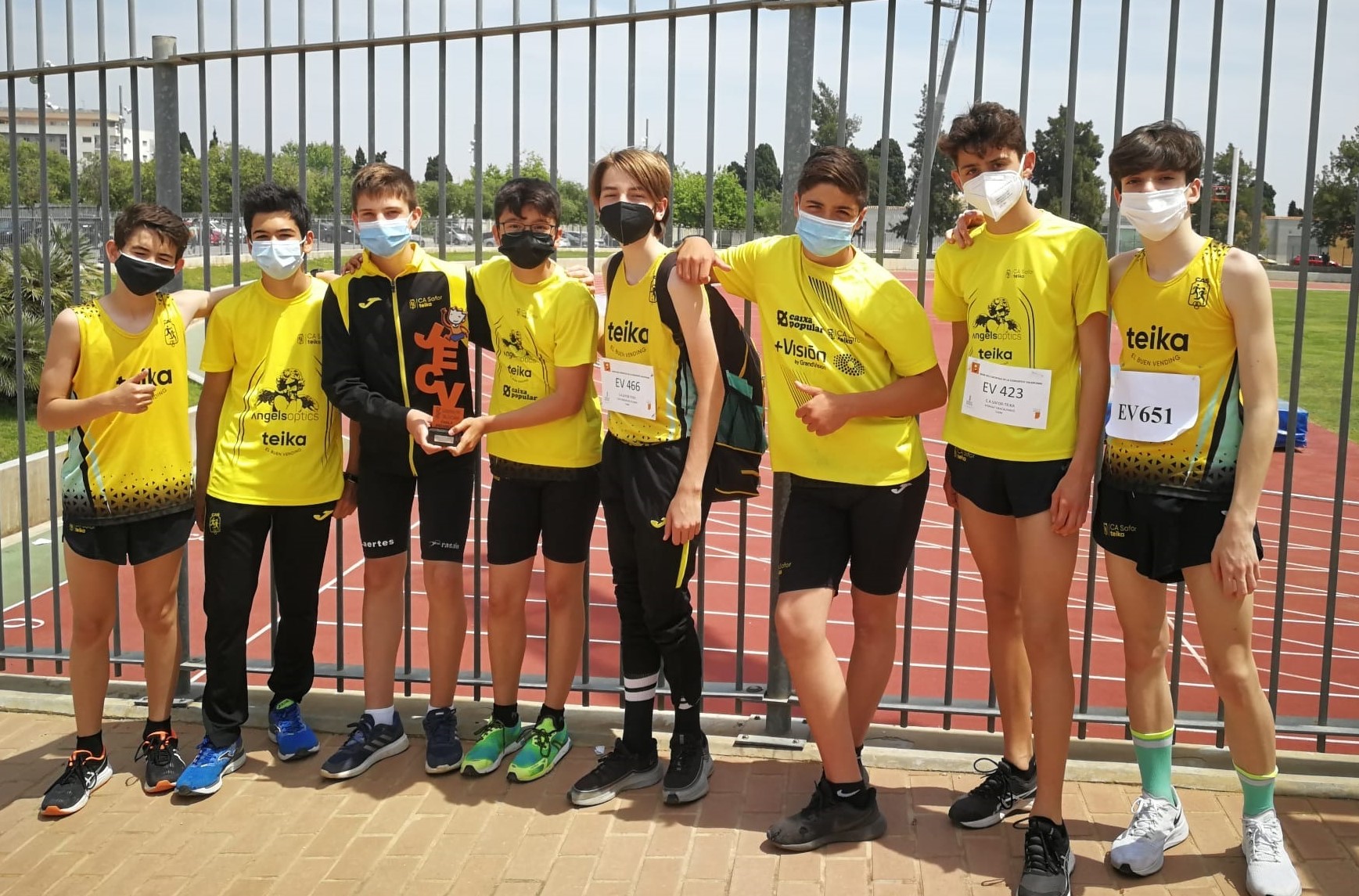 Tercera plaça per als xics i quarta per a les xiques en el provincial cadet per equips