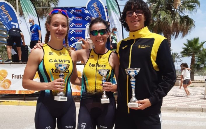 Jhoel Faus guanya el Triatló de la Platja de Tavernes en categoria absoluta masculina i Marina Camps queda segona en la femenina