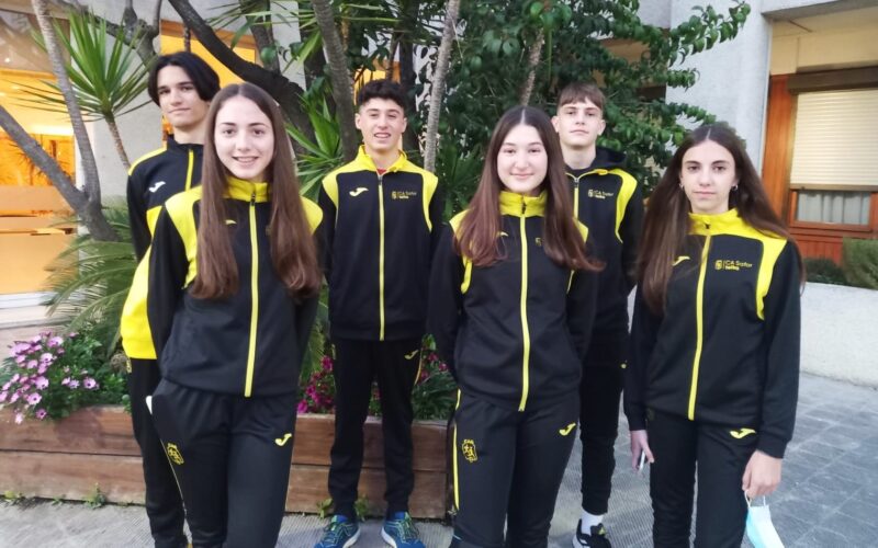 Tres places de finalista en el Campionat d’Espanya Cadet en Pista Coberta