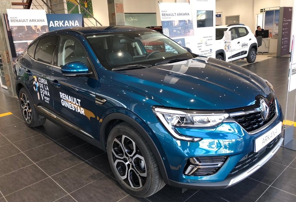 Renault Arkana es el coche oficial  de la Cursa de la Dona Vicky Foods