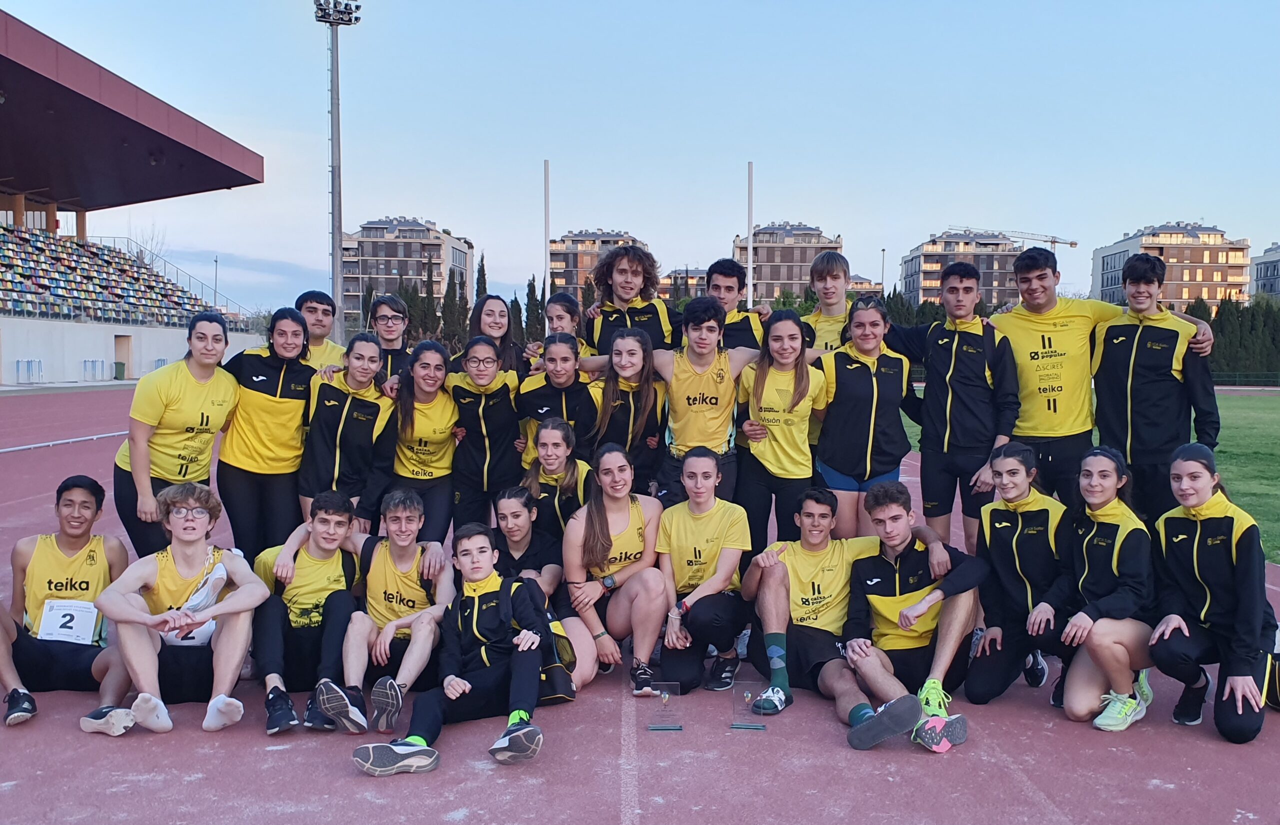 Els equips femení i masculí queden segons en el Campionat Autonòmic de Clubs Junior
