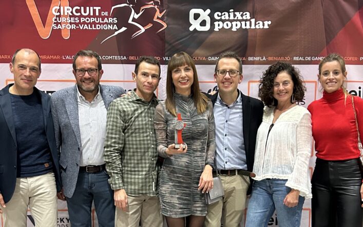 El club va recollir dos trofeus en la gala de cloenda del Circuit de Curses Populars de la Safor-Valldigna