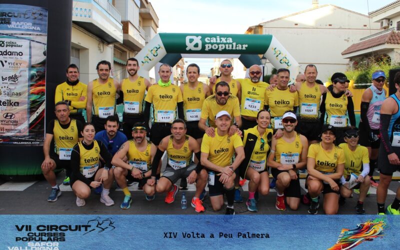 El club va estar en la Volta a Peu a Palmera i en la Mitja Marató de Sevilla