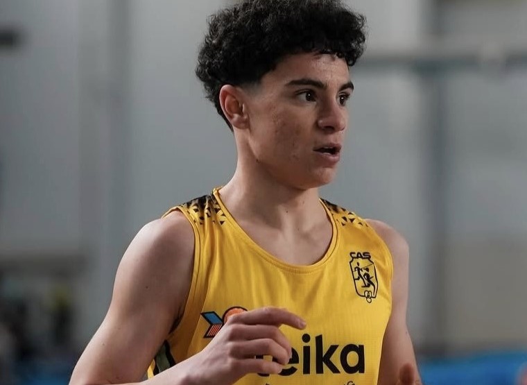 Álex Sangil porta al CA Safor Teika de tornada a un campionat d’Europa 25 anys després